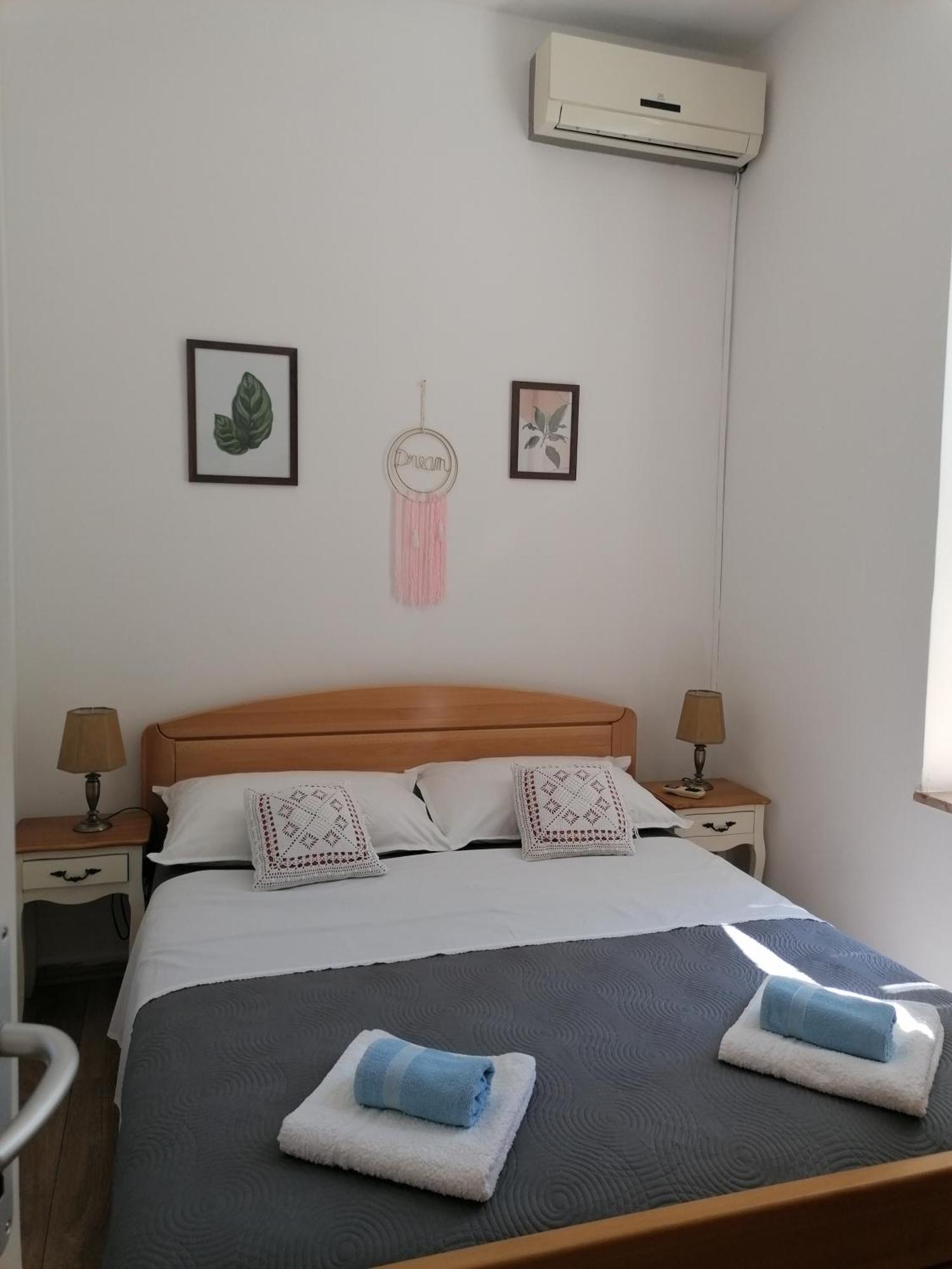 شقة Apartman Kata سبليت الغرفة الصورة